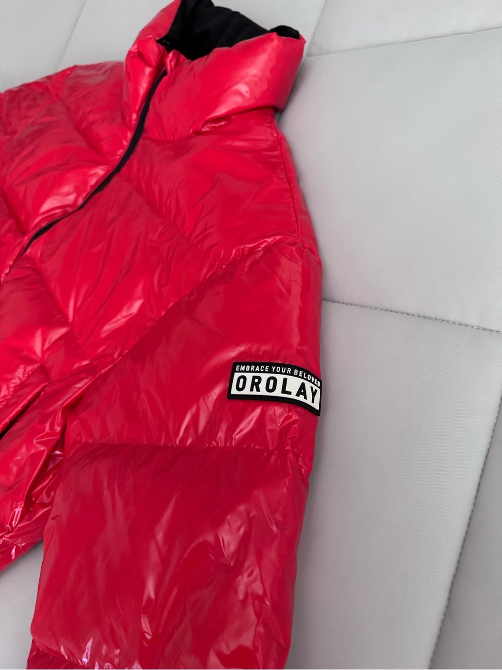 OROLAY Women's Red Shiny Puffer Jacket - Warm Hooded Coat